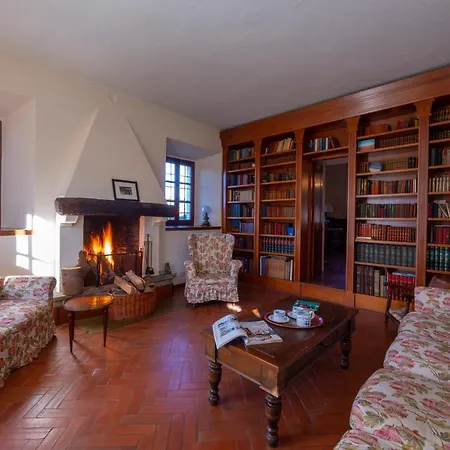 Cascina Virginia Sleeps 10 Villa *